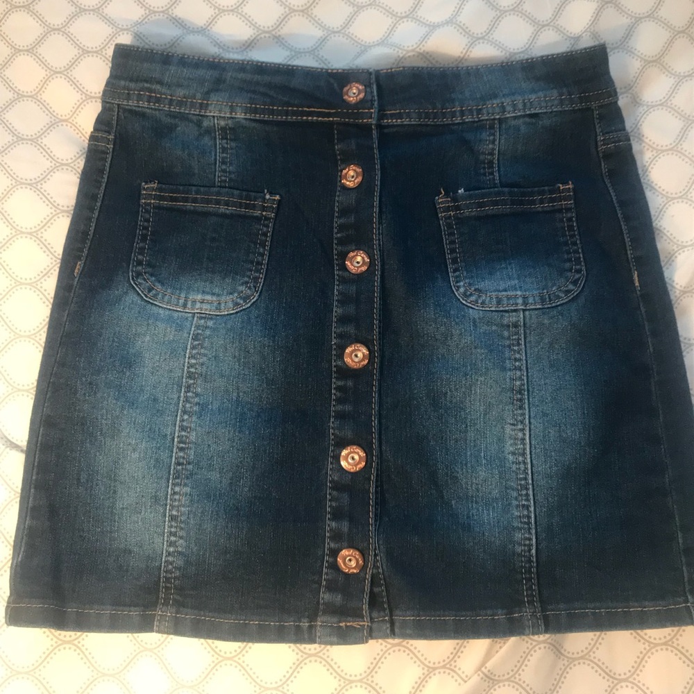 Denim skirt